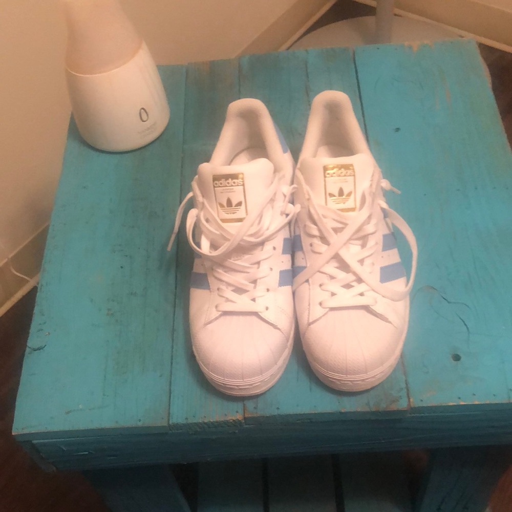 Shell toe adidas sky blue size 8 worn once great condition